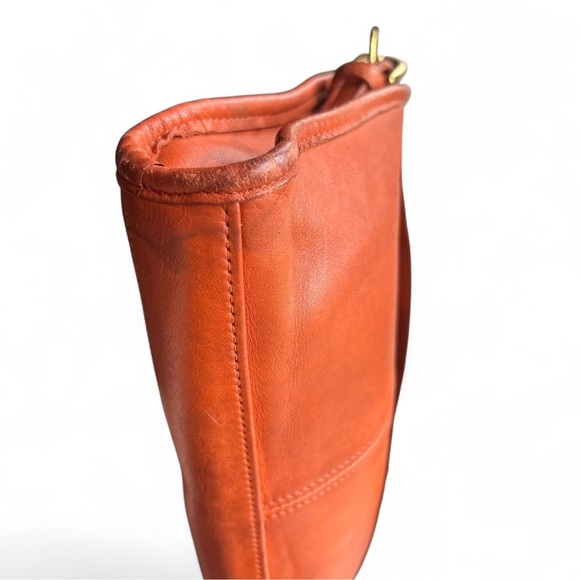 Vintage COACH Small Leather Zip Crossbody Purse Bag J8P-4104 Saddle Brown Tan - Picture 6 of 9